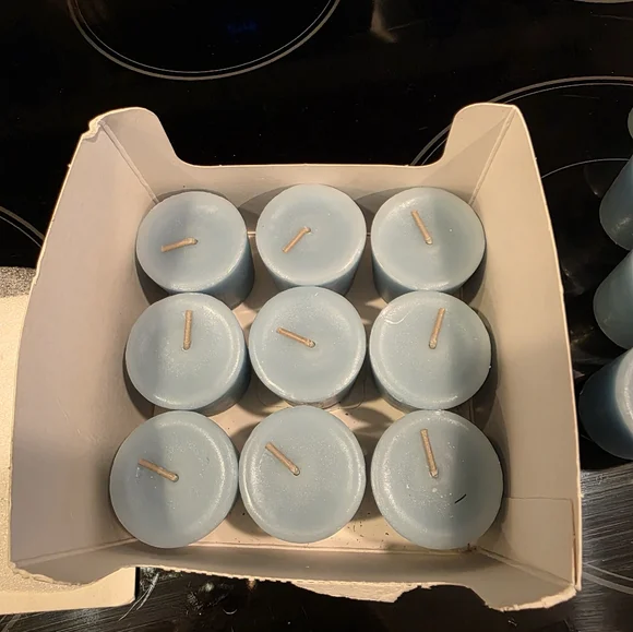 Pier One Aqua 10 Hour Votive Candles Blue Votive Candles Open Box Box Of 18 - Picture 2 of 4
